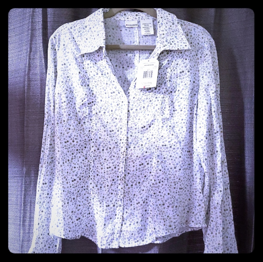 Blue and Beige Floral Patterned Button-Down
